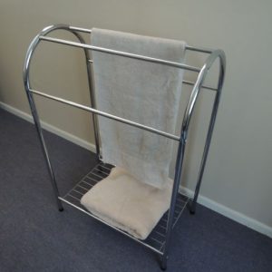 Towel Stand round top with shelf Chrome