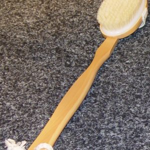 Body Brush Long handle Natural Laquer 85191