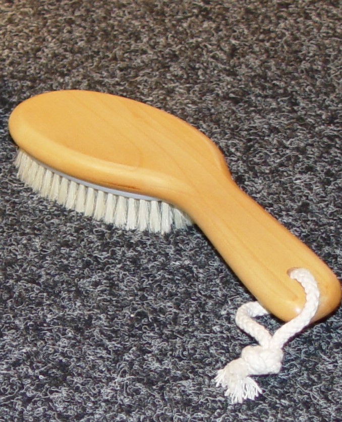 Body Brush short handle Natural Laquer 85193